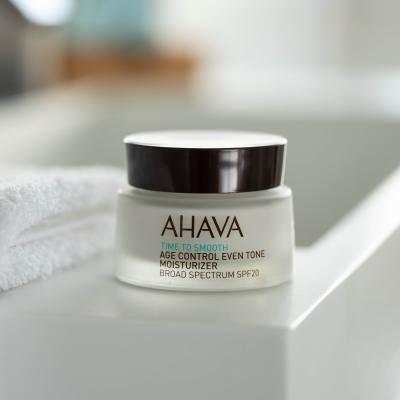 AHAVA Time To Smooth Age Control Even Tone Moisturizer SPF20 Denní pleťový krém pro ženy 50 ml