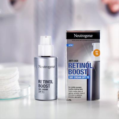 Neutrogena Retinol Boost Day Cream SPF15 Denní pleťový krém 50 ml