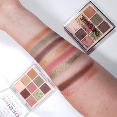 Makeup Revolution London Ultimate Desire Oční stín pro ženy 8,1 g Odstín Stripped Khaki