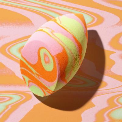 Real Techniques Miracle Complexion Sponge Orange Swirl Limited Edition Aplikátor pro ženy 1 ks