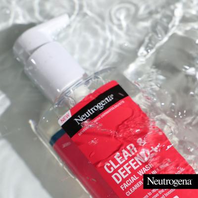 Neutrogena Clear &amp; Defend+ Facial Wash Čisticí gel 200 ml