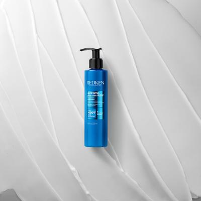 Redken Extreme Play Safe 230°C Treatment Pro tepelný styling pro ženy 200 ml