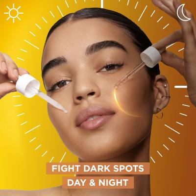 Garnier Skin Naturals Vitamin C Dárková kazeta denní pleťové sérum Skin Naturals Vitamin C Brightening Super Serum 30 ml + noční pleťové sérum Skin Naturals Vitamin C Brightening Night Serum 30 ml