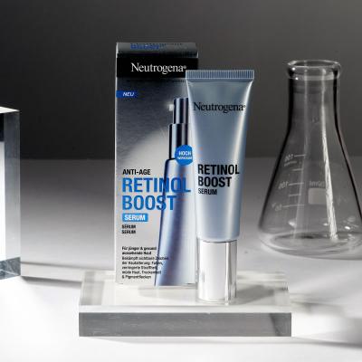 Neutrogena Retinol Boost Dárková kazeta noční pleťový krém Retinol Boost Night Cream 50 ml + denní pleťové sérum Retinol Boost Serum 30 ml + oční krém Retinol Boost Eye Cream 15 ml