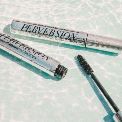 Urban Decay Perversion Waterproof Řasenka pro ženy 10,2 ml Odstín Black New Authentic