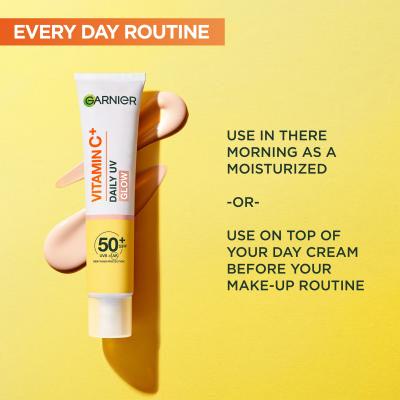 Garnier Skin Naturals Vitamin C Daily UV Glow SPF50+ Denní pleťový krém pro ženy 40 ml