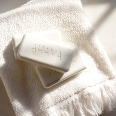 AHAVA Deadsea Salt Moisturizing Salt Soap Duo Tuhé mýdlo pro ženy Set