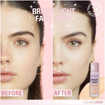 Makeup Revolution London Bright Light Face Glow Make-up pro ženy 23 ml Odstín Gleam Light