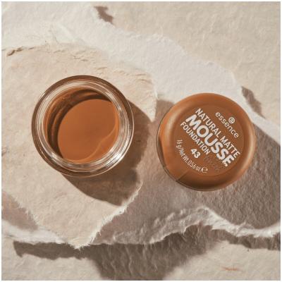 Essence Natural Matte Mousse Make-up pro ženy 16 g Odstín 43