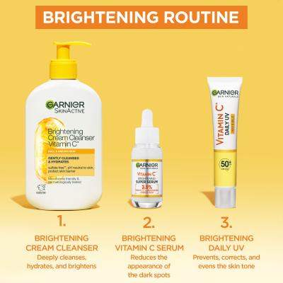 Garnier Skin Naturals Vitamin C Dárková kazeta denní pleťové sérum Skin Naturals Vitamin C Brightening Super Serum 30 ml + denní pleťový fluid Skin Naturals Vitamin C Daily UV Invisible SPF50 40 ml