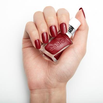 Essie Gel Couture Nail Color Lak na nehty pro ženy 13,5 ml Odstín 509 Paint The Gown Red