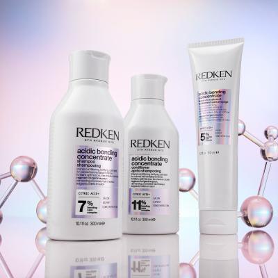 Redken Acidic Bonding Concentrate Dream Big Dárková kazeta šampon Acidic Bonding Concetrate 300 ml + kondicionér Acidic Bonding Concentrate 300 ml + vlasová péče Acidic Bonding Concentrate Leave-In Treatment 150 ml