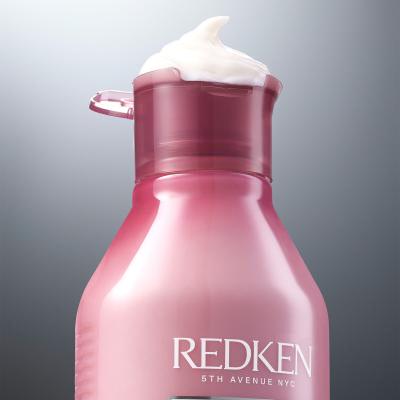 Redken Volume Injection Dream Big Dárková kazeta šampon Volume Injection 300 ml + kondicionér Volume Injection 300 ml + vlasová péče One United All-In-One Multi-Benefit Treatment 150 ml